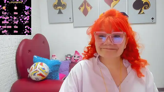 Salomeediaz  online show from June 17, 2026, 9:03 pm