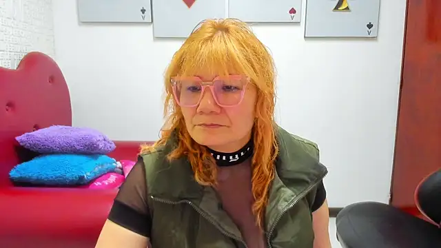 Salomeediaz  online show from July 22, 2026, 8:44 pm