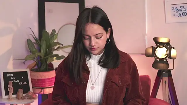 nahiapaws online show from March 13, 2025, 12:24 pm