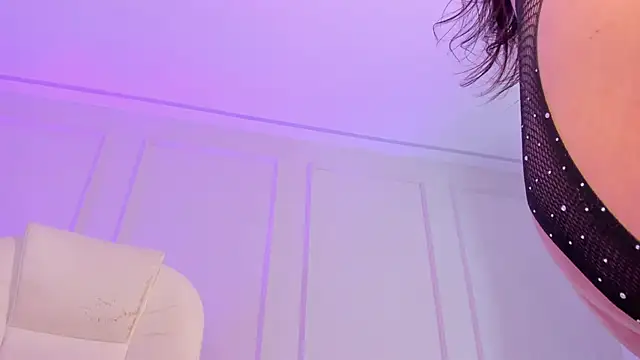 Mariapettit online show from March 22, 2025, 3:42 pm