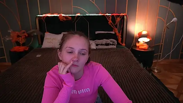 PamelaXX  online show from October 29, 2025, 8:19 pm