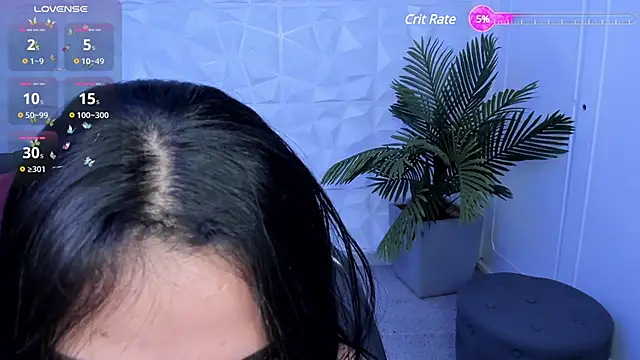 Snapshot of SaraaMills chatting on February 20, 2025, 7:52 pm SaraaMills online show from February 20, 2025, 7:52 pm