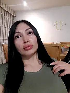  monicab online show from October 5, 2025, 3:52 am