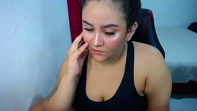 loly bigbooty4u online show from March 19, 2026, 4:12 am