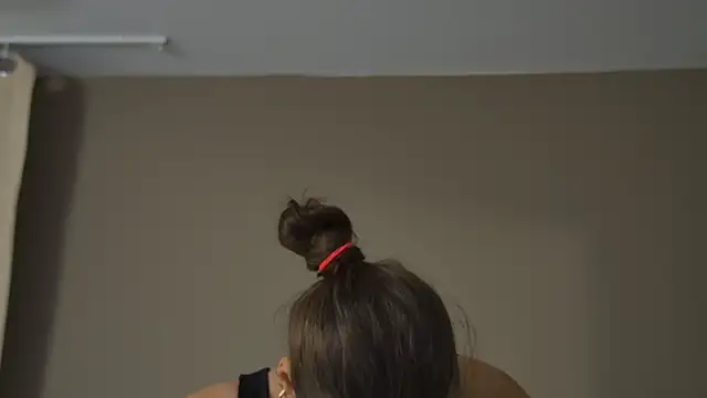 AliceMunro online show from September 24, 2025, 4:46 pm