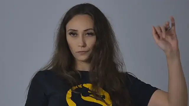 AliceMunro online show from September 23, 2025, 7:21 pm