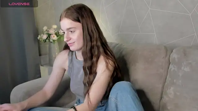 Stacey Brown online show from December 13, 2024, 4:43 am