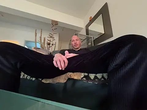 Germankink online show from March 20, 2025, 5:25 pm