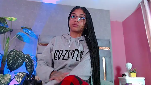 JuliaRose ks online show from October 8, 2025, 12:17 pm