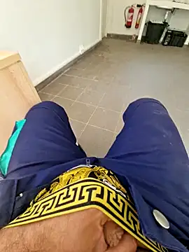 Leonormaldick online show from September 22, 2025, 12:44 pm