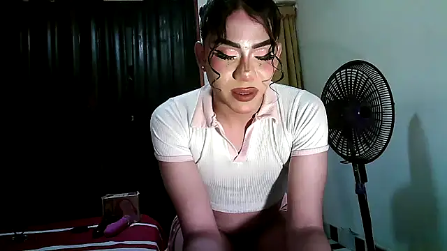 kimmiemm online show from September 30, 2025, 1:55 am