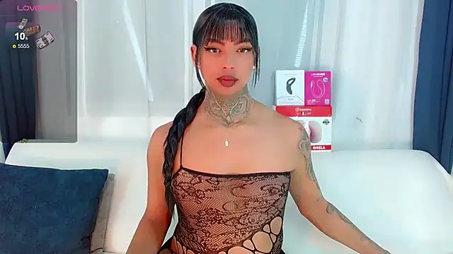 Snapshot of laura_sweett120 chatting on February 5, 2026, 6:09 am laura sweett120 online show from February 5, 2026, 6:09 am