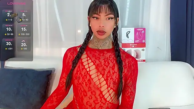 Snapshot of laura_sweett120 chatting on February 15, 2026, 8:02 am laura sweett120 online show from February 15, 2026, 8:02 am