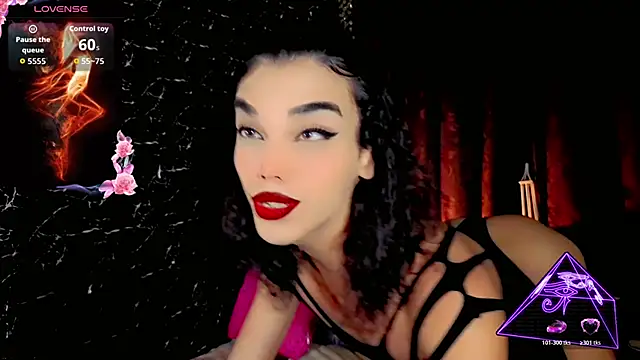 Snapshot of the-horus-girl chatting on June 13, 2026, 3:43 pm the-horus-girl online show from June 13, 2026, 3:43 pm