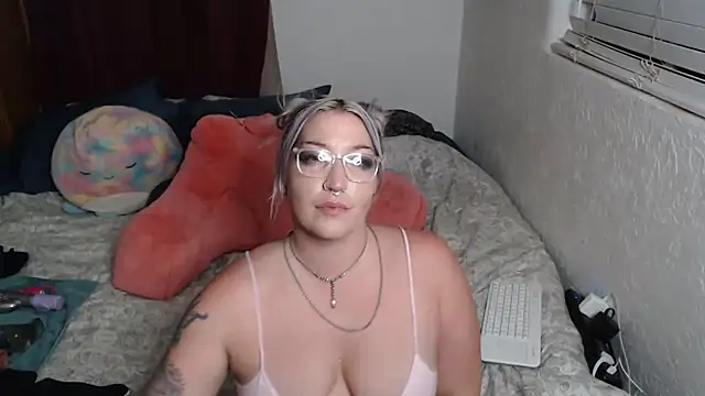 anja peach online show from May 21, 2026, 6:22 am