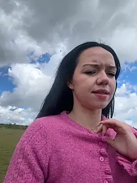 Snapshot of Vanesskaa chatting on June 9, 2026, 10:49 am Vanesskaa online show from June 9, 2026, 10:49 am