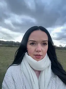 Vanesskaa online show from March 3, 2026, 3:52 pm