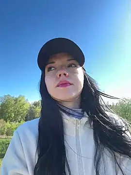 Vanesskaa online show from April 29, 2026, 3:38 pm