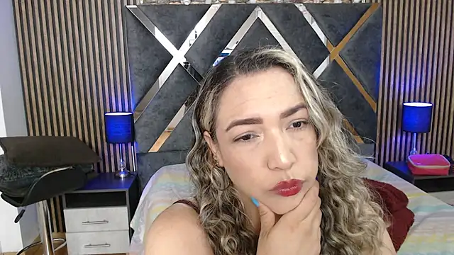 Snapshot of marie_hss chatting on June 18, 2026, 7:30 pm marie hss online show from June 18, 2026, 7:30 pm