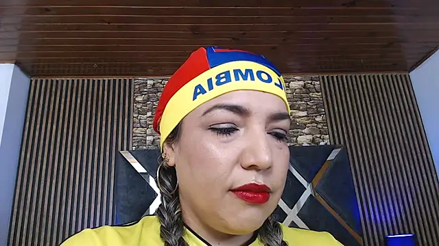 Snapshot of marie_hss chatting on June 17, 2026, 8:08 pm marie hss online show from June 17, 2026, 8:08 pm