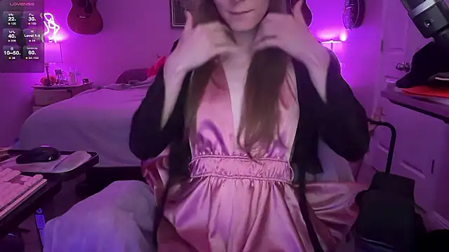 Lilithstarfall online show from December 6, 2024, 9:18 pm