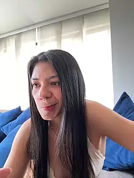 Liissa cute  online show from August 9, 2026, 7:53 pm
