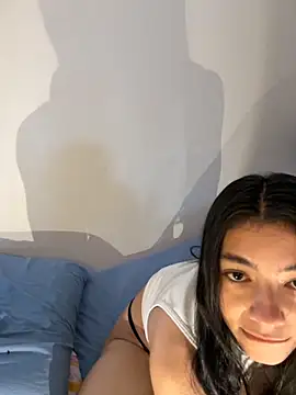 Liissa cute  online show from October 16, 2025, 7:11 pm