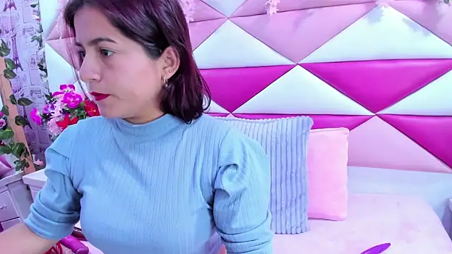 MariaClay online show from October 24, 2025, 11:42 am