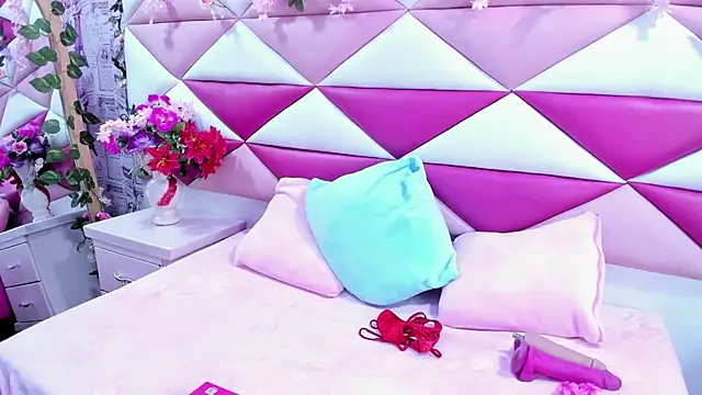 MariaClay online show from October 14, 2025, 11:55 am