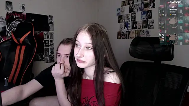 camcoupbang online show from December 22, 2024, 2:17 am