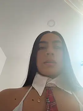 LauraCadwell online show from July 17, 2026, 12:35 pm