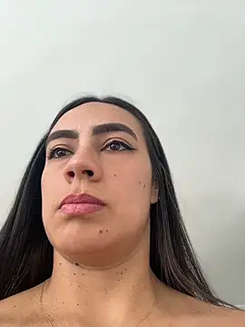 LauraCadwell online show from June 30, 2026, 12:38 pm