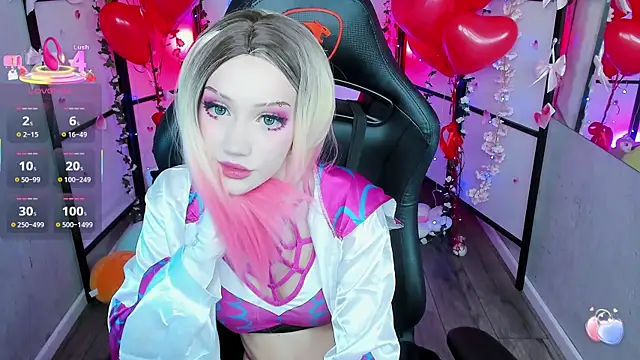 LilithLin online show from February 14, 2025, 10:04 pm