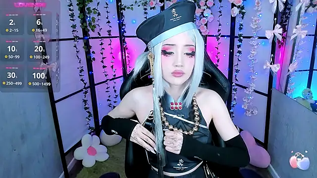 LilithLin online show from February 4, 2025, 10:13 pm