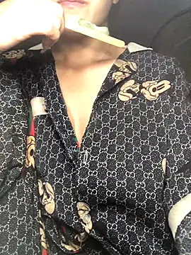 Snapshot of xotm chatting on October 22, 2025, 8:47 am xotm online show from October 22, 2025, 8:47 am