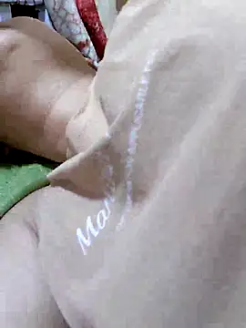 Snapshot of _Mira_69_ chatting on February 18, 2026, 9:28 am Mira 69 online show from February 18, 2026, 9:28 am