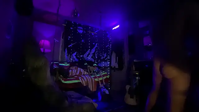 Barry Indica online show from December 5, 2025, 5:39 am