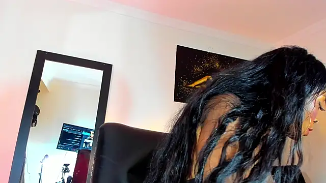 KimberlyBanks2 online show from February 17, 2026, 10:07 pm