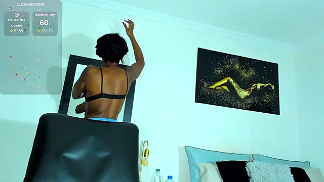 KimberlyBanks2 online show from March 15, 2026, 10:11 am