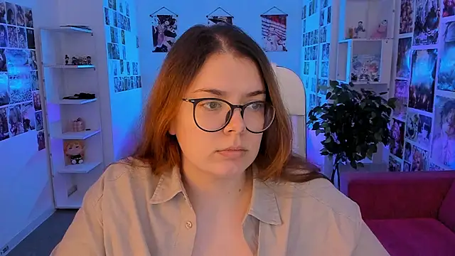 Snapshot of KeytSilvas chatting on February 12, 2026, 8:03 am KeytSilvas online show from February 12, 2026, 8:03 am