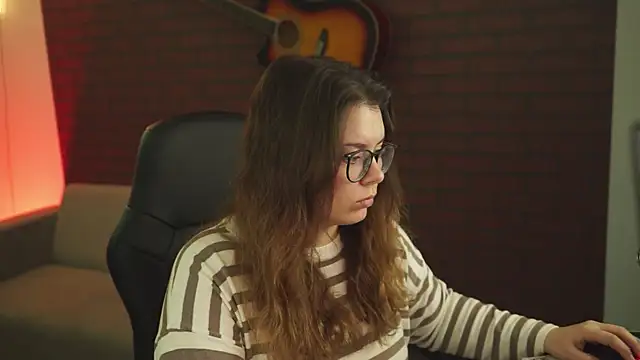 KeytSilvas online show from January 12, 2025, 4:21 am