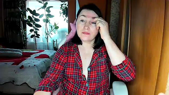 Snapshot of Tatyana51 chatting on May 7, 2026, 5:22 am Tatyana51 online show from May 7, 2026, 5:22 am