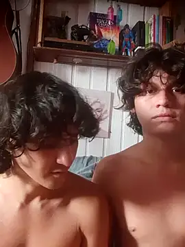 pedrodavid  online show from June 14, 2026, 6:31 pm