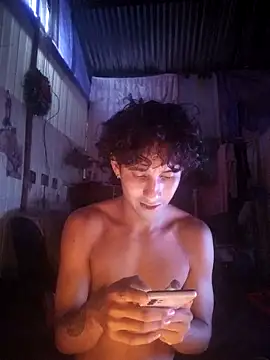 pedrodavid  online show from December 14, 2025, 10:26 pm