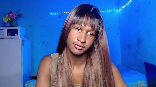 Angell Dustt  online show from October 8, 2025, 4:14 am