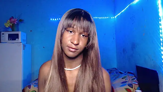 Angell Dustt  online show from October 10, 2025, 8:37 am