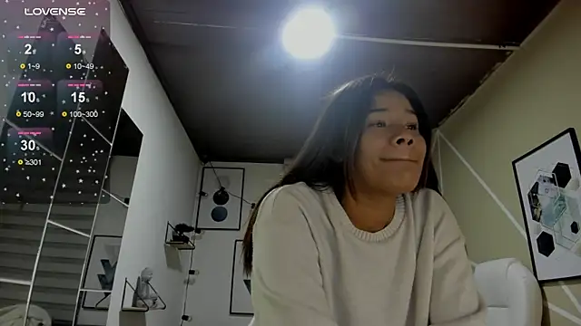 Enma  clark online show from February 15, 2026, 4:02 am