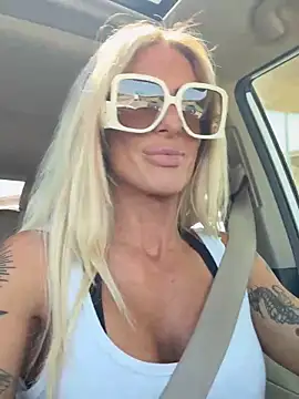 blondiluvsanal online show from September 26, 2025, 6:15 pm