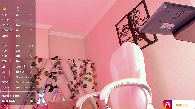 Snapshot of Punkys_ chatting on March 23, 2025, 1:53 am Punkys online show from March 23, 2025, 1:53 am