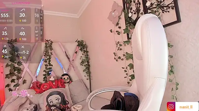 Snapshot of Punkys_ chatting on November 25, 2025, 7:36 pm Punkys online show from November 25, 2025, 7:36 pm